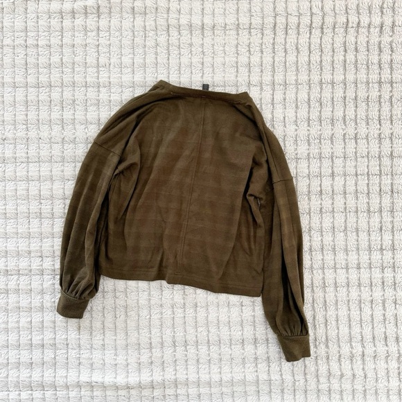 Banana Republic Olive Balloon Sleeve Henley Blouse - Picture 3 of 4